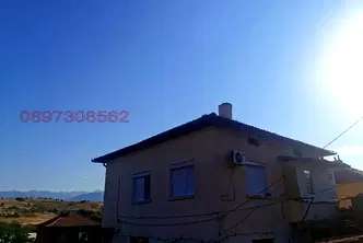 Етаж от къща в Благоевград, с. Левуново