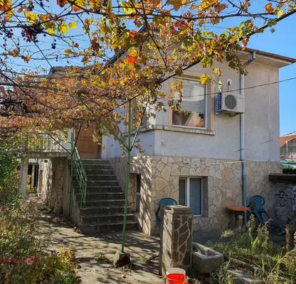 Photo 3 — House in Oblast Stara Zagora, Kazanlyk