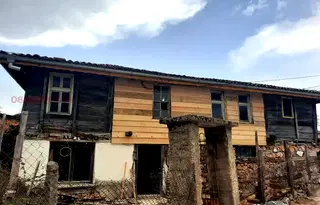 Къща в Бургас, Малко Търново
