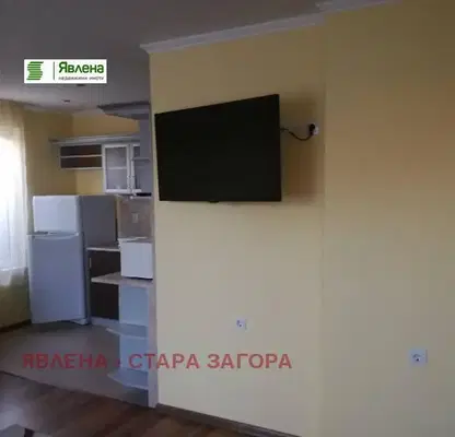 Снимка 4 — Двуетажна къща с два апартамента в Павел баня