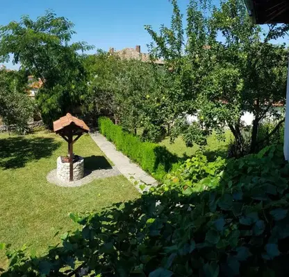 Снимка 4 — Къща във Велико Търново, с. Беляковец
