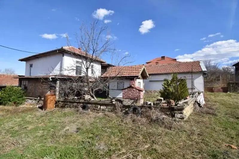Къща в Габрово, с. Буря