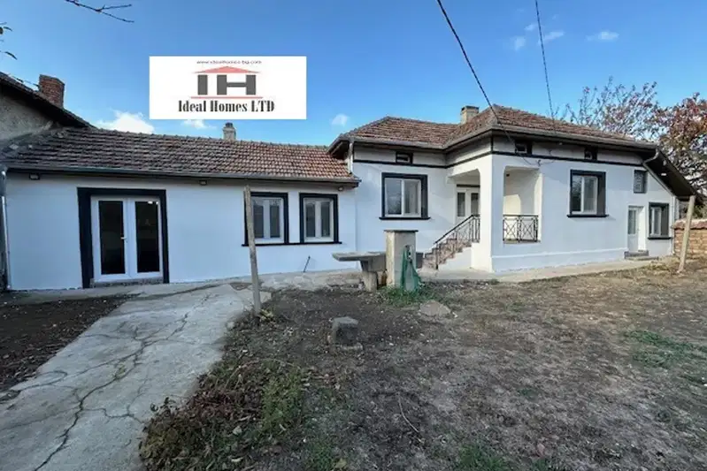 Къща във Велико Търново, с. Бутово