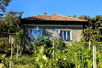 Къща във Велико Търново, с. Българско Сливово
