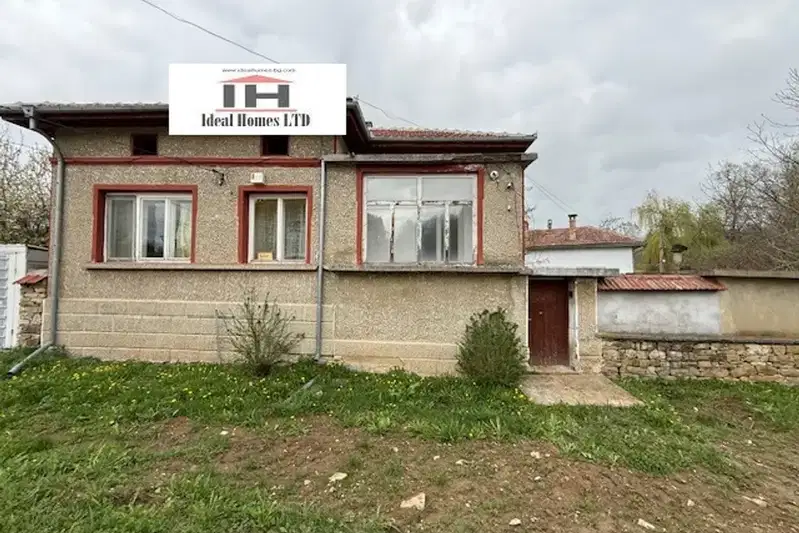 Къща в Габрово, с. Добромирка