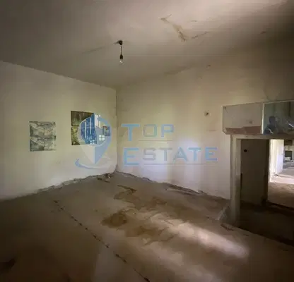 Снимка 5 — Къща във Велико Търново, с. Караисен