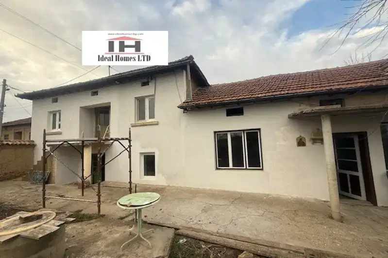 House in Oblast Veliko Tyrnovo, Karaisen