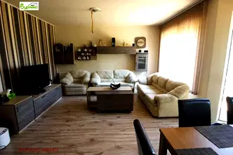 Къща във Варна, с. Кичево