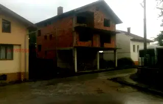 Къща в София, с. Костенец