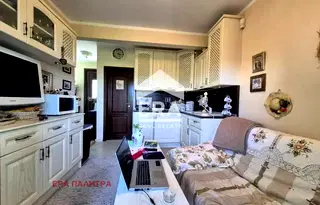 Къща в Бургас, с. Лозенец