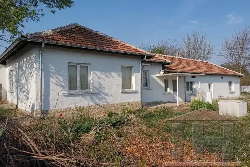 Къща във Велико Търново, с. Масларево