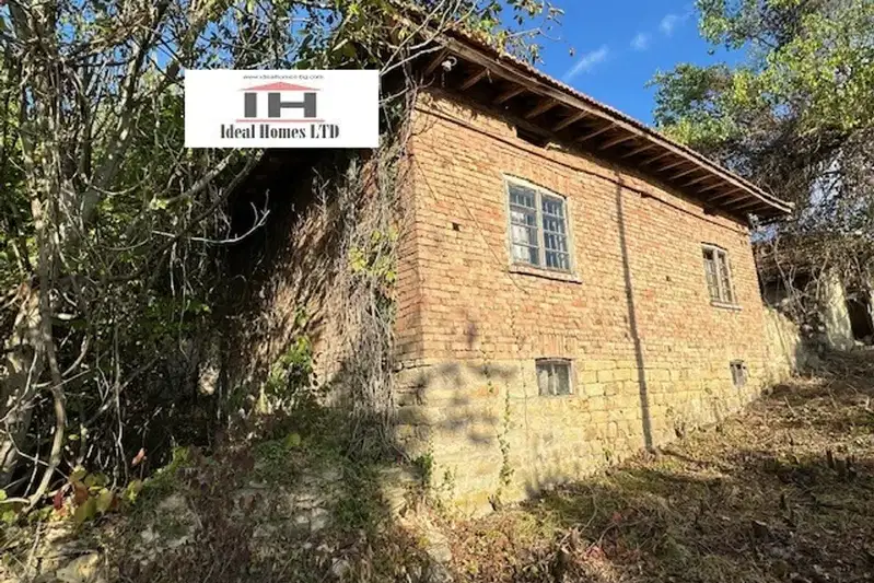 Къща във Велико Търново, с. Николаево