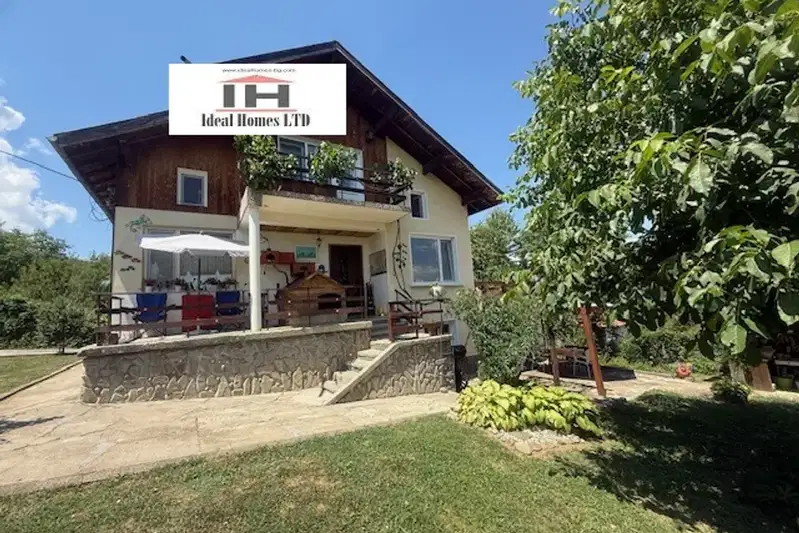 House in Oblast Gabrovo, Shumata