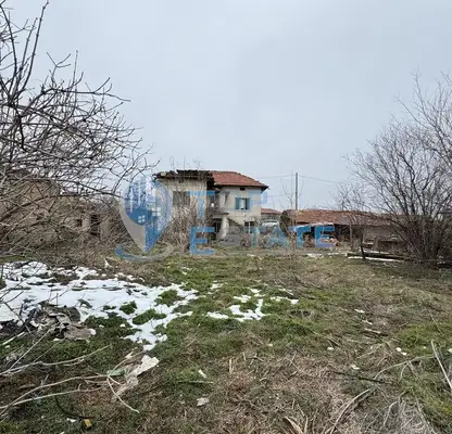 Снимка 3 — Къща във Велико Търново, с. Страхилово