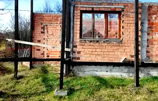 Къща в Перник, с. Светля