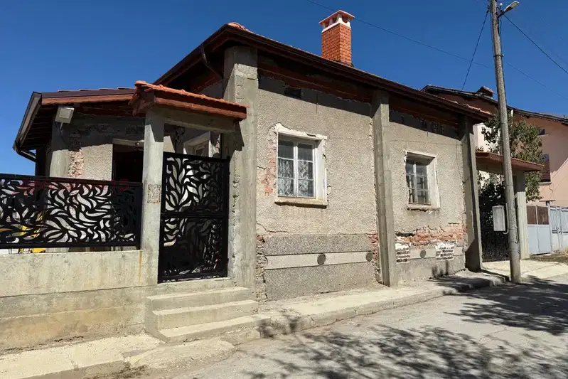Къща в София, с. Вакарел