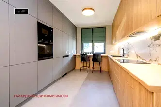 Къща в София, Симеоново