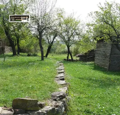 Снимка 3 — Къща в Габрово, Трявна