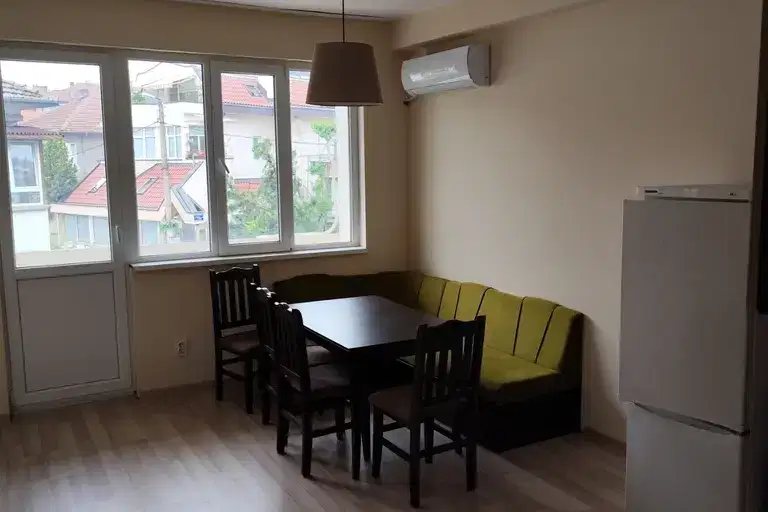 4-bedroom apartment in Veliko Tyrnovo, Centyr