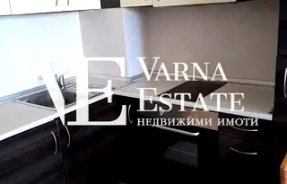 Двустаен апартамент с две тераси в Колхозен пазар, Варна