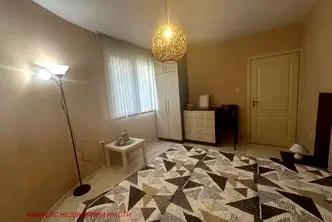 2-стаен апартамент с функционално разпределение в Кючук Париж, Пловдив