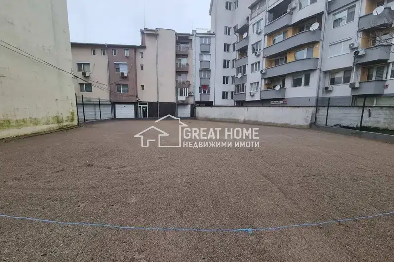 Гараж в Търговище, Боровец