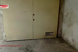 Гараж/Паркомясто в София, Хладилника