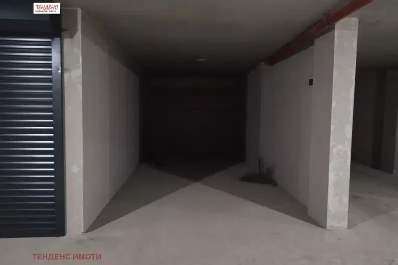 Garage/Parking in Kyrdjali, Vyzrojdenci