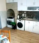 Къща в Раз, Център