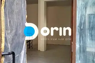 Магазин в Пловдив, Център