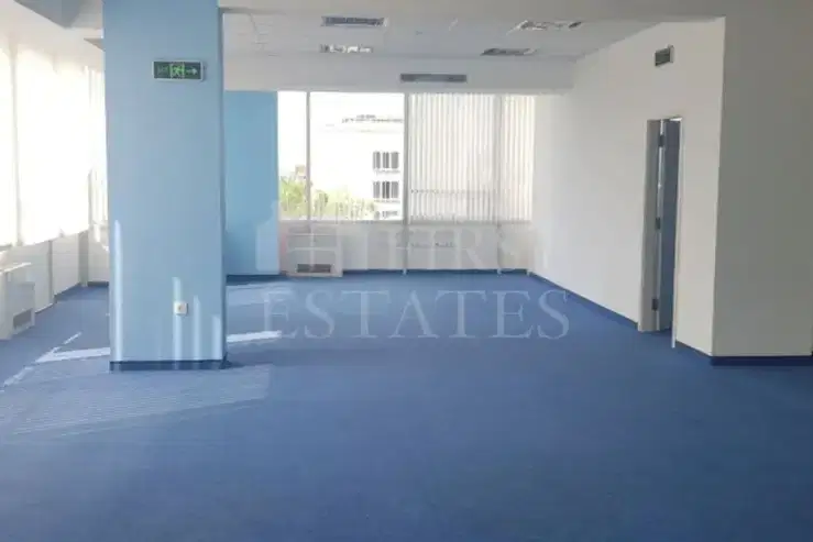 Office in Студентски