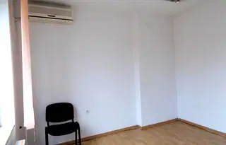 Офис в Габрово, Център