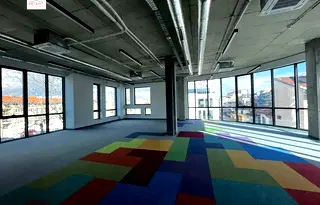 Офис в Габрово, Център