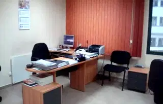Офис в Габрово, Център