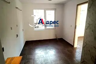 Офис във Велико Търново, Колю Фичето
