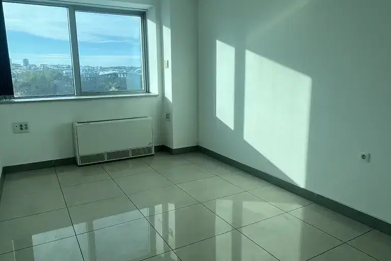 Office in Pleven, Shirok Centyr
