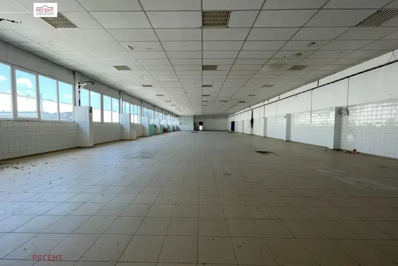 Industrial Building in Gabrovo, Promishlena Zona
