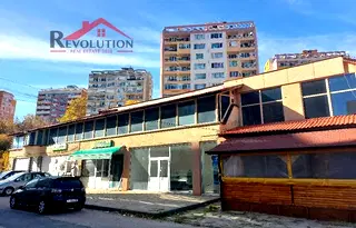 Промишлена сграда в Кърджали, Възрожденци