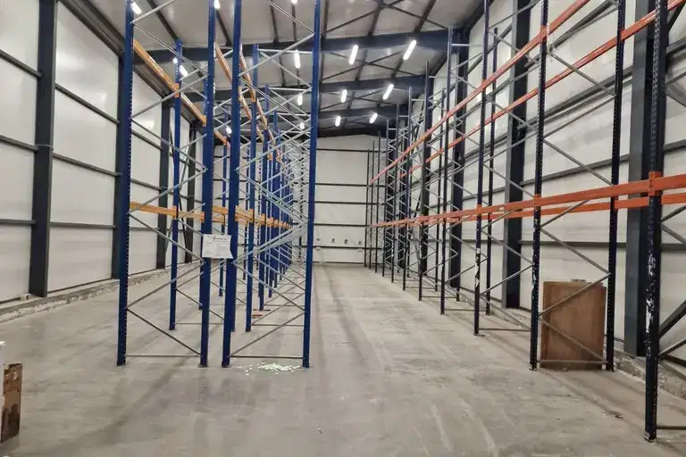 Warehouse in Sofiya, Voenna Rampa