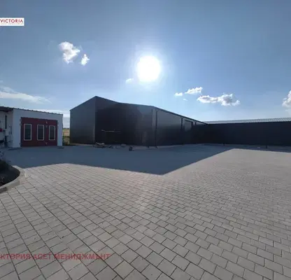 Photo 2 — Warehouse in област София, Bojurishte