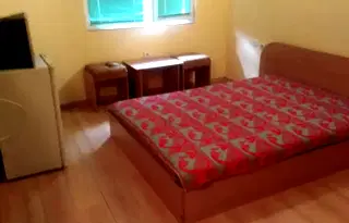 Стая в Русе, Дружба 1