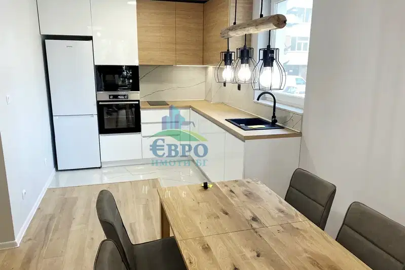 3-bedroom apartment in Stara Zagora, Ayazmoto