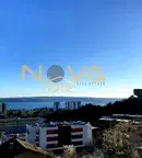 Тристаен апартамент с морска панорама в Бриз, Варна