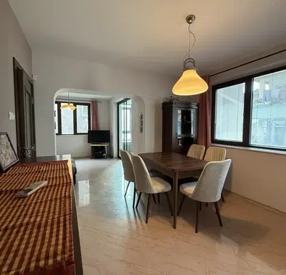 Photo 2 — 3-bedroom apartment in Plovdiv, Centyr