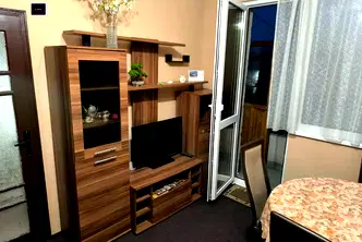 Тристаен апартамент във Варна, Център