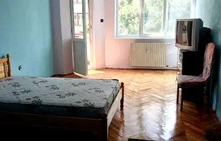 Тристаен апартамент в Плевен, Идеален център