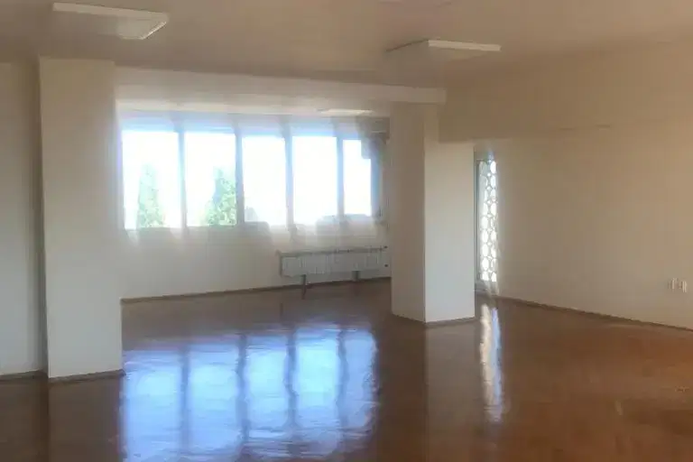 3-bedroom apartment in Sofiya, Iztok