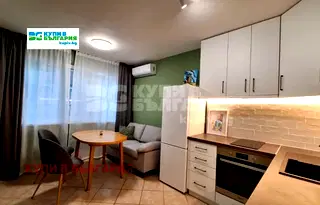 Тристаен апартамент във Варна, Лятно кино Тракия