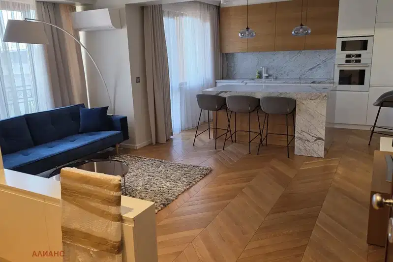 Тристаен апартамент в Стара Загора, Операта