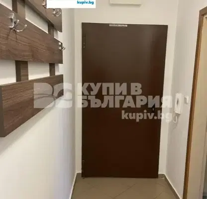 Снимка 3 — Тристаен апартамент във Варна, Погреби